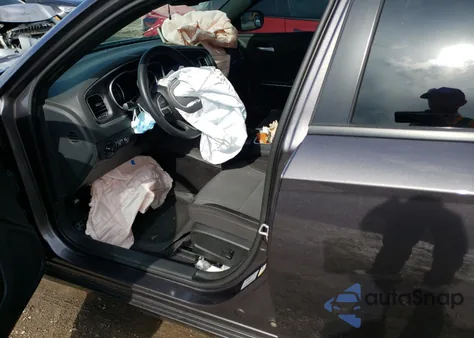 2015 Dodge Charger R/T z USA, uszkodzony, nr VIN 2C3CDXCT2FH731912